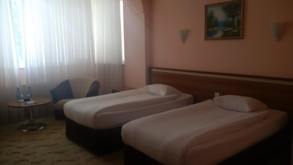 River Side Hotel Mingəçevir Kamer foto