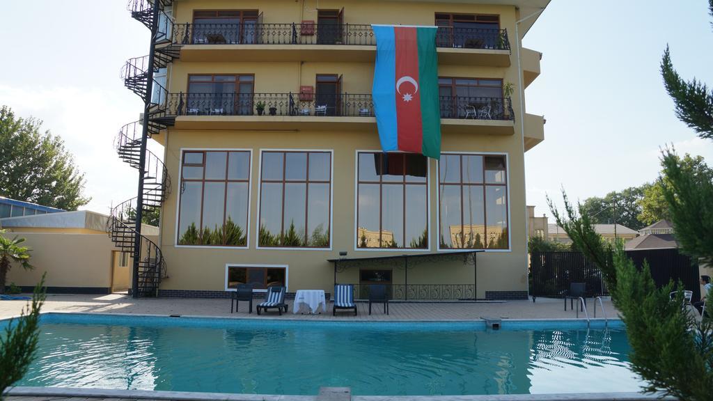 River Side Hotel Mingəçevir Buitenkant foto