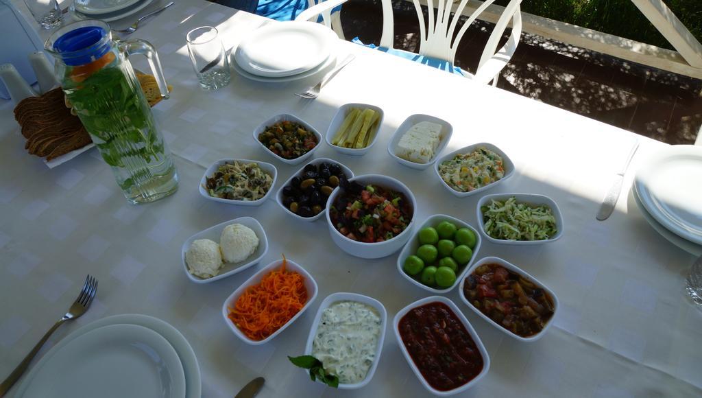 River Side Hotel Mingəçevir Buitenkant foto